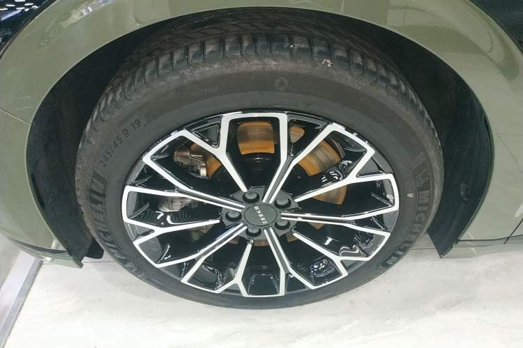 Used Zeekr 007GT 2025 Long-Range Rear-Wheel Drive Intelligent Driving Version 100 kWh Exterior 4