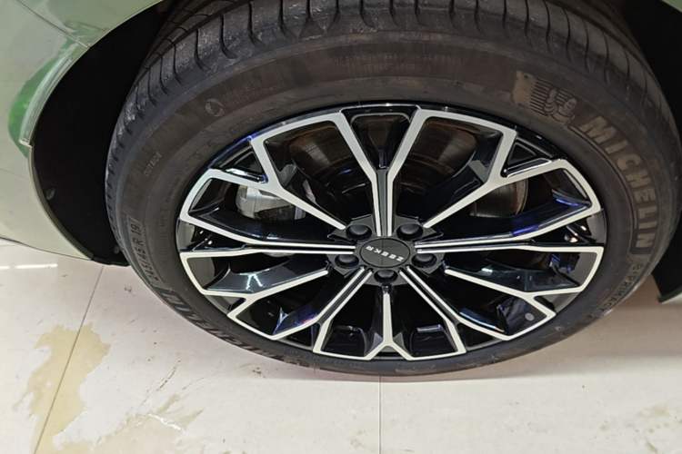 Used Zeekr 007GT 2025 Long-Range Rear-Wheel Drive Intelligent Driving Version 100 kWh Exterior 5