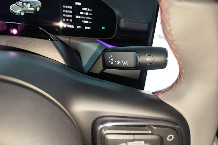 Used Zeekr 007GT 2025 Long-Range Rear-Wheel Drive Intelligent Driving Version 100 kWh Gear Lever