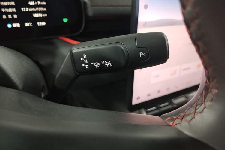 Used Zeekr 007GT 2025 Long-Range Rear-Wheel Drive Intelligent Driving Version 100 kWh Gear Lever