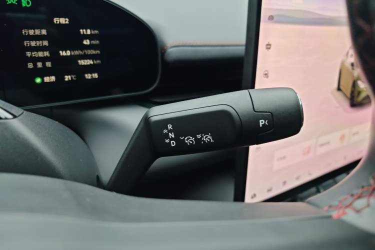 Used Zeekr 007GT 2025 Long-Range Rear-Wheel Drive Intelligent Driving Version 100 kWh Gear Lever
