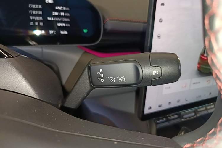 Used Zeekr 007GT 2025 Long-Range Rear-Wheel Drive Intelligent Driving Version 100 kWh Gear Lever