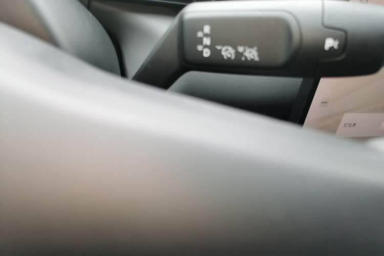Used Zeekr 007GT 2025 Long-Range Rear-Wheel Drive Intelligent Driving Version 100 kWh Gear Lever