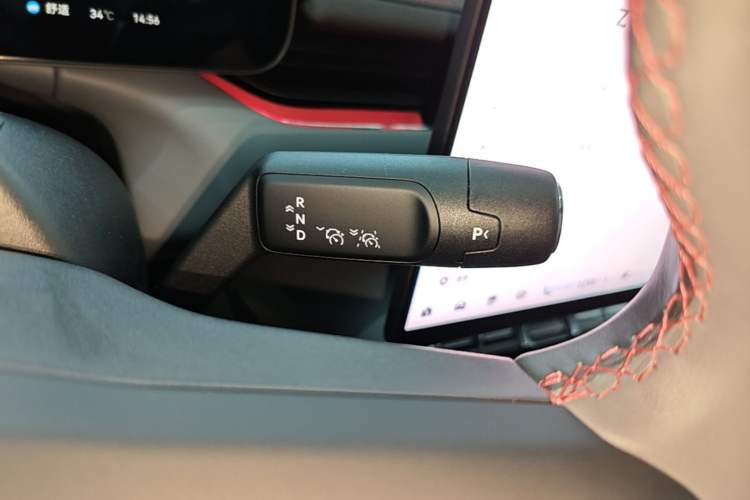 Used Zeekr 007GT 2025 Long-Range Rear-Wheel Drive Intelligent Driving Version 100 kWh Gear Lever