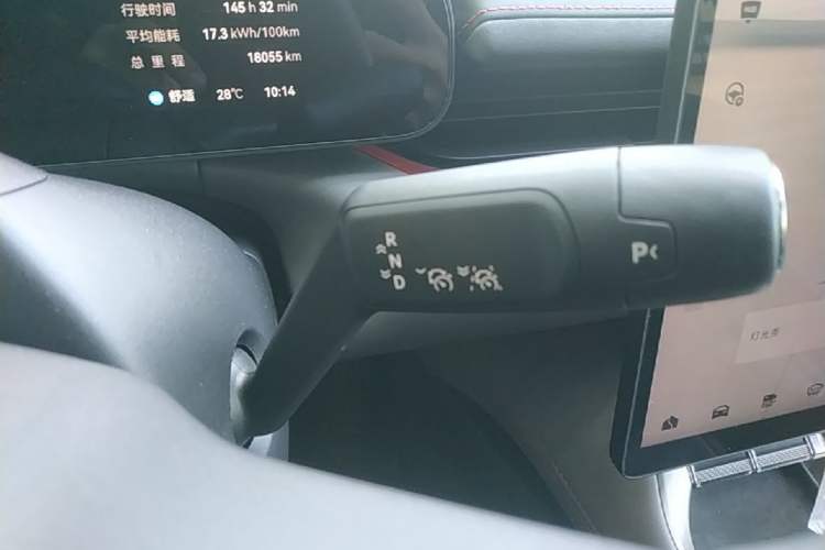 Used Zeekr 007GT 2025 Long-Range Rear-Wheel Drive Intelligent Driving Version 100 kWh Gear Lever