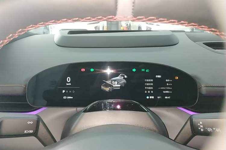 Used Zeekr 007GT 2025 Long-Range Rear-Wheel Drive Intelligent Driving Version 100 kWh Instrument Cluster