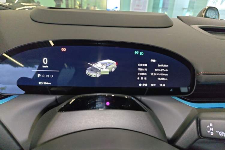 Used Zeekr 007GT 2025 Long-Range Rear-Wheel Drive Intelligent Driving Version 100 kWh Instrument Cluster