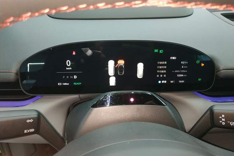 Used Zeekr 007GT 2025 Long-Range Rear-Wheel Drive Intelligent Driving Version 100 kWh Instrument Cluster