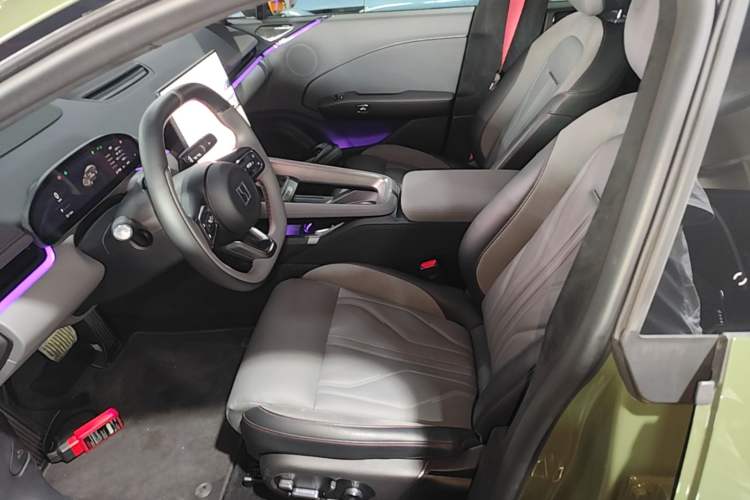 Used Zeekr 007GT 2025 Long-Range Rear-Wheel Drive Intelligent Driving Version 100 kWh Left Front Seat