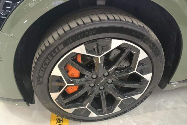 Used Zeekr 007GT 2025 Four-Wheel Drive Intelligent Driving Version 75 kWh Left Front Wheel Hub