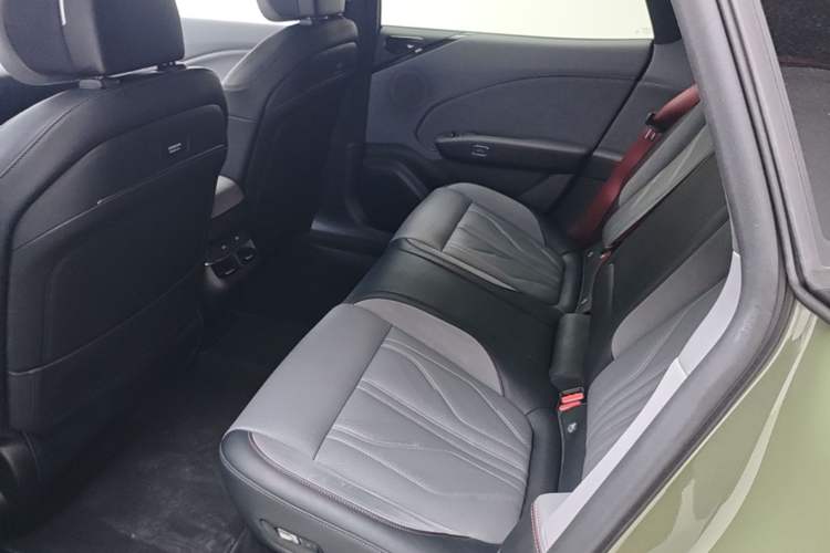 Used Zeekr 007GT 2025 Long-Range Rear-Wheel Drive Intelligent Driving Version 100 kWh Left Rear Seat
