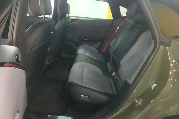 Used Zeekr 007GT 2025 Long-Range Rear-Wheel Drive Intelligent Driving Version 100 kWh Left Rear Seat
