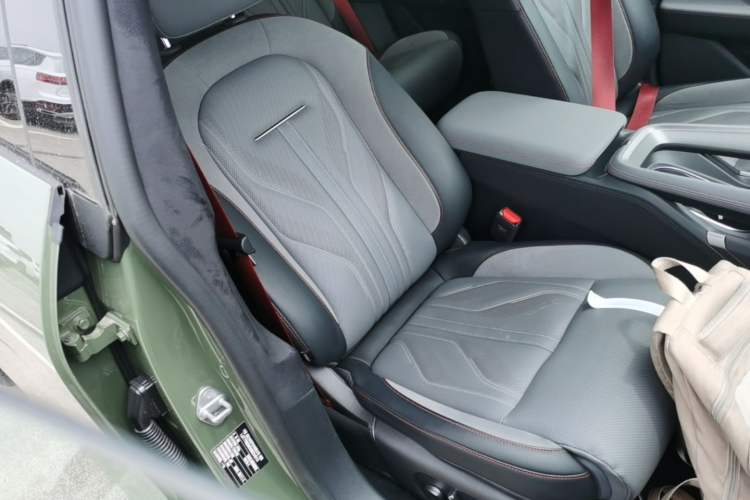 Used Zeekr 007GT 2025 Long-Range Rear-Wheel Drive Intelligent Driving Version 100 kWh Right Front Seat