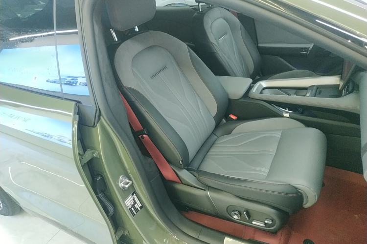 Used Zeekr 007GT 2025 Long-Range Rear-Wheel Drive Intelligent Driving Version 100 kWh Right Front Seat