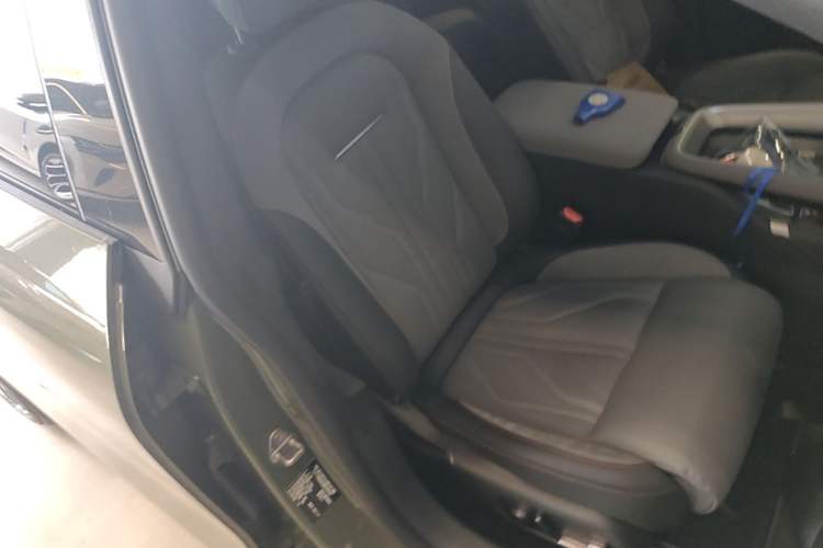 Used Zeekr 007GT 2025 Long-Range Rear-Wheel Drive Intelligent Driving Version 100 kWh Right Front Seat