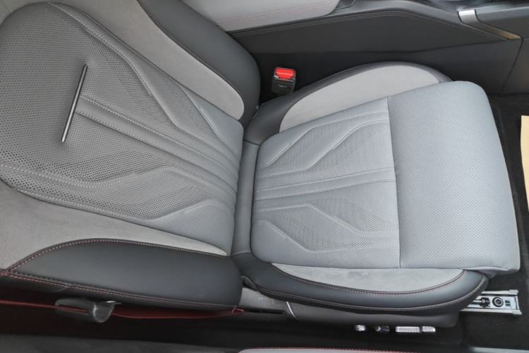 Used Zeekr 007GT 2025 Long-Range Rear-Wheel Drive Intelligent Driving Version 100 kWh Right Front Seat