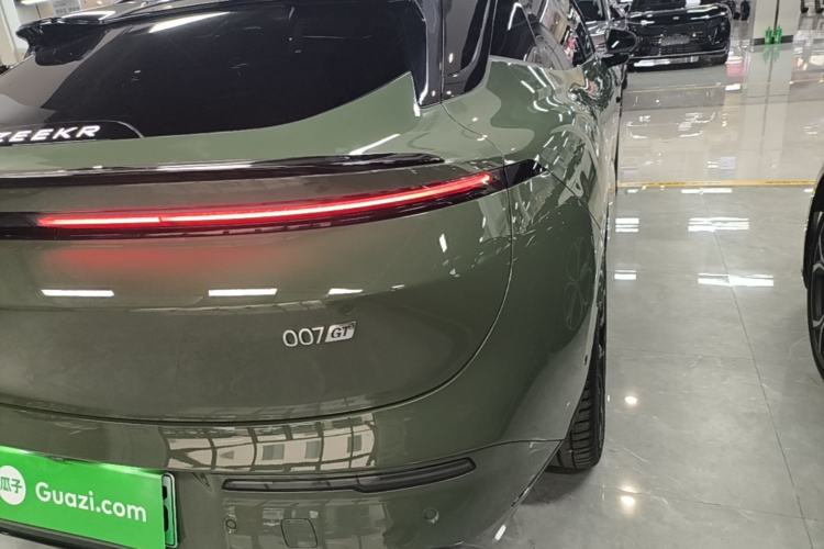 Used Zeekr 007GT 2025 Four-Wheel Drive Intelligent Driving Version 75 kWh Right Rear Taillight