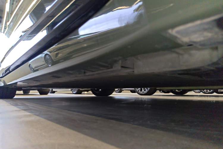 Used Zeekr 007GT 2025 Long-Range Rear-Wheel Drive Intelligent Driving Version 100 kWh Right Side Sill