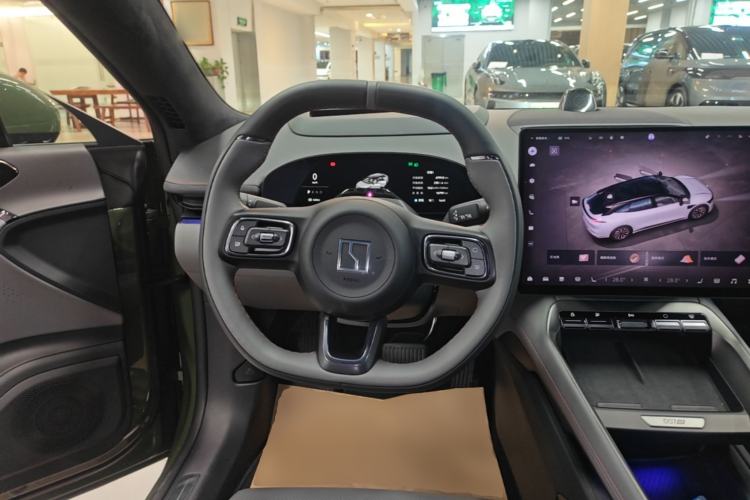 Used Zeekr 007GT 2025 Long-Range Rear-Wheel Drive Intelligent Driving Version 100 kWh Steering Wheel