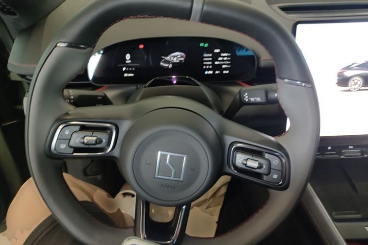 Used Zeekr 007GT 2025 Long-Range Rear-Wheel Drive Intelligent Driving Version 100 kWh Steering Wheel