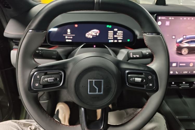 Used Zeekr 007GT 2025 Long-Range Rear-Wheel Drive Intelligent Driving Version 100 kWh Steering Wheel