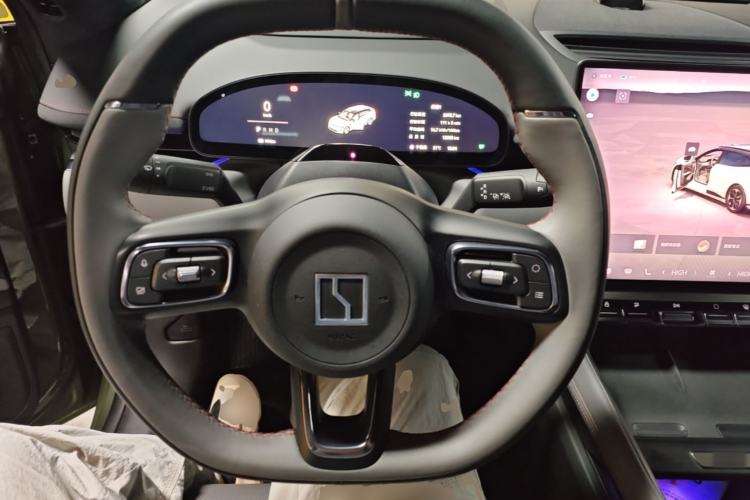 Used Zeekr 007GT 2025 Long-Range Rear-Wheel Drive Intelligent Driving Version 100 kWh Steering Wheel