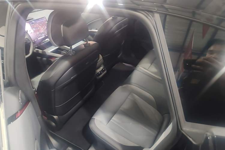 Used Zeekr 007GT 2025 Rear-Drive Intelligent Driving Version 75 kWh Left Rear Seat