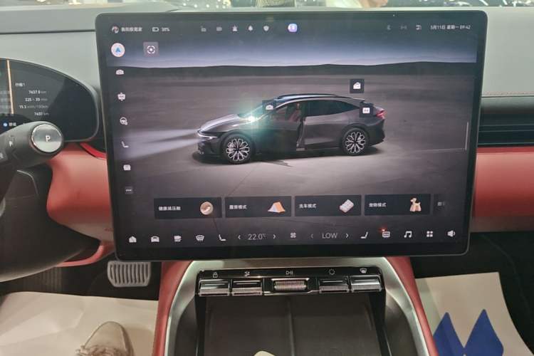 Used Zeekr 007GT 2025 Rear-Drive Intelligent Driving Version 75 kWh Audio And AC Panel