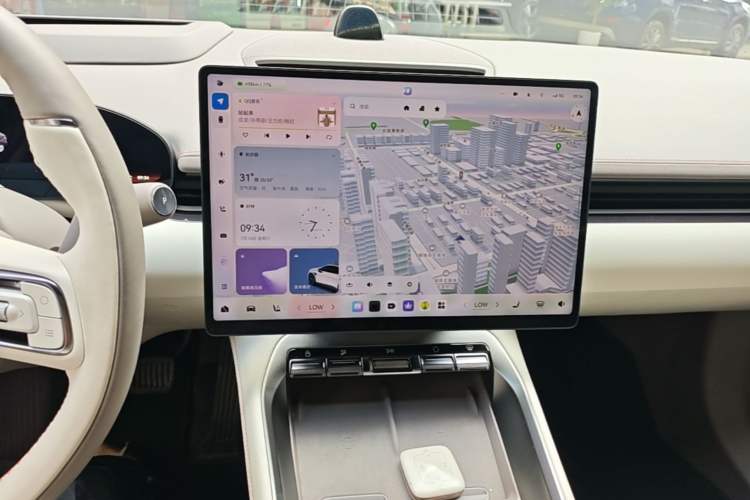 Used Zeekr 007GT 2025 Rear-Drive Intelligent Driving Version 75 kWh Audio And AC Panel
