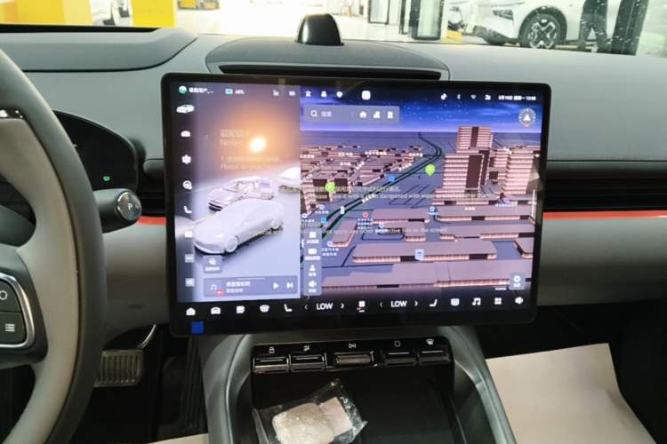 Used Zeekr 007GT 2025 Long-Range Rear-Wheel Drive Intelligent Driving Version 100 kWh Audio And AC Panel