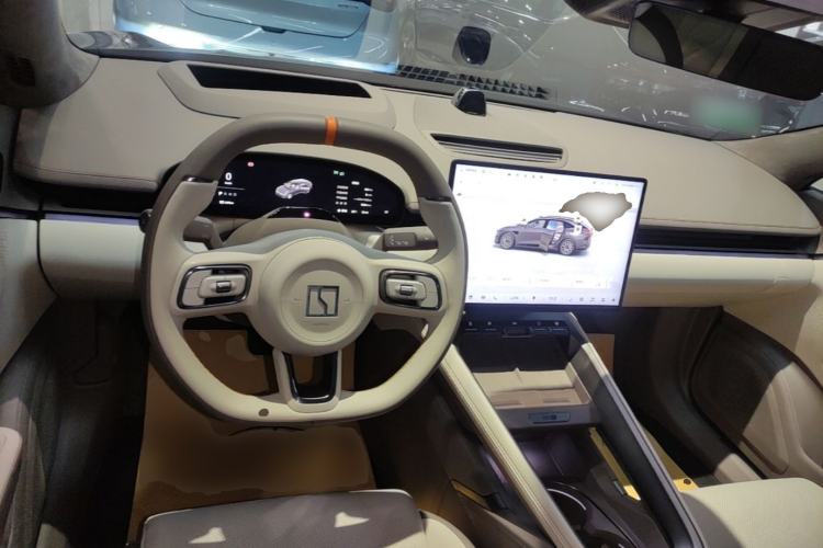 Used Zeekr 007GT 2025 Rear-Drive Intelligent Driving Version 75 kWh Center Console