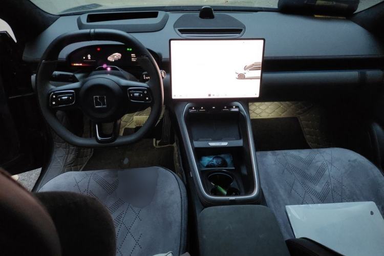 Used Zeekr 007GT 2025 Rear-Drive Intelligent Driving Version 75 kWh Center Console