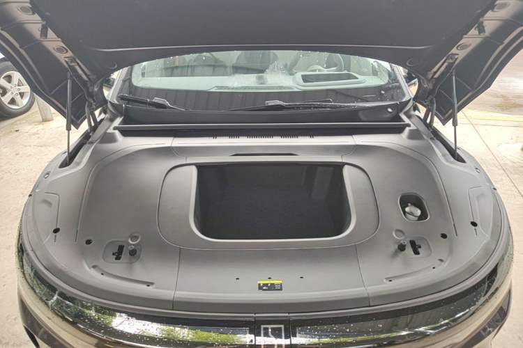 Used Zeekr 007GT 2025 Rear-Drive Intelligent Driving Version 75 kWh Engine Bay