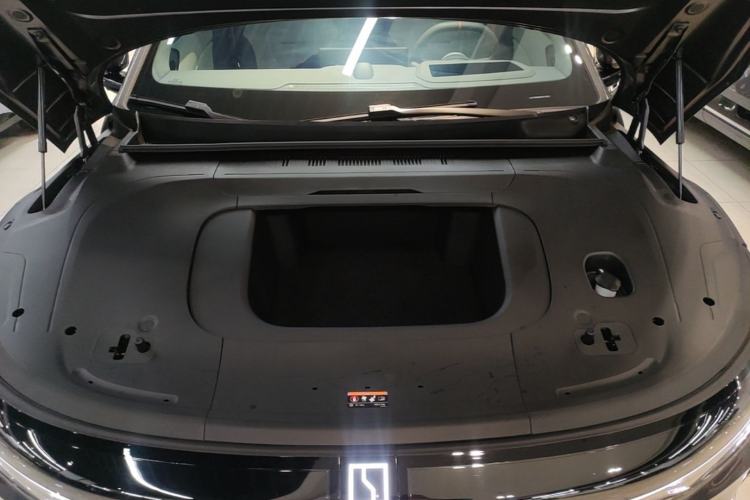 Used Zeekr 007GT 2025 Rear-Drive Intelligent Driving Version 75 kWh Engine Bay