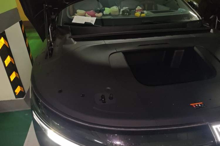 Used Zeekr 007GT 2025 Rear-Drive Intelligent Driving Version 75 kWh Engine Bay Right