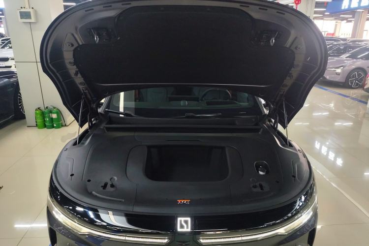 Used Zeekr 007GT 2025 Long-Range Rear-Wheel Drive Intelligent Driving Version 100 kWh Engine Bay