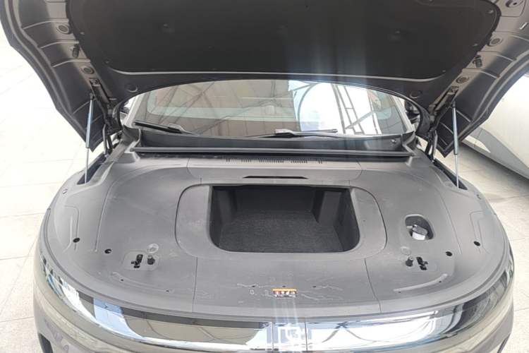 Used Zeekr 007GT 2025 Rear-Drive Intelligent Driving Version 75 kWh Engine Bay
