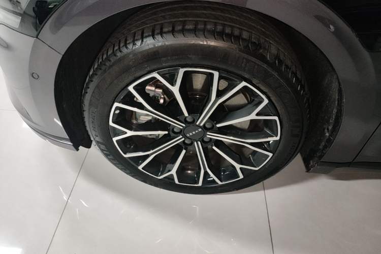 Used Zeekr 007GT 2025 Rear-Drive Intelligent Driving Version 75 kWh Exterior 1