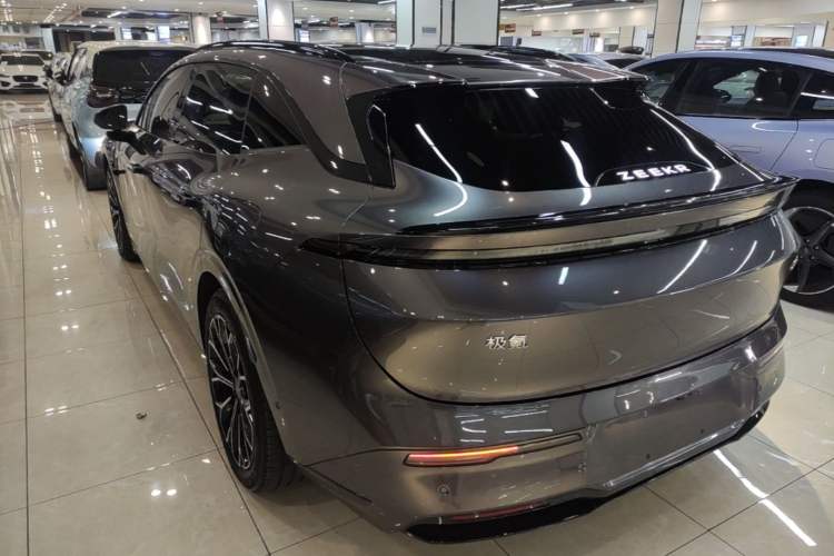 Used Zeekr 007GT 2025 Rear-Drive Intelligent Driving Version 75 kWh Exterior 2