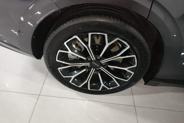 Used Zeekr 007GT 2025 Rear-Drive Intelligent Driving Version 75 kWh Exterior 2