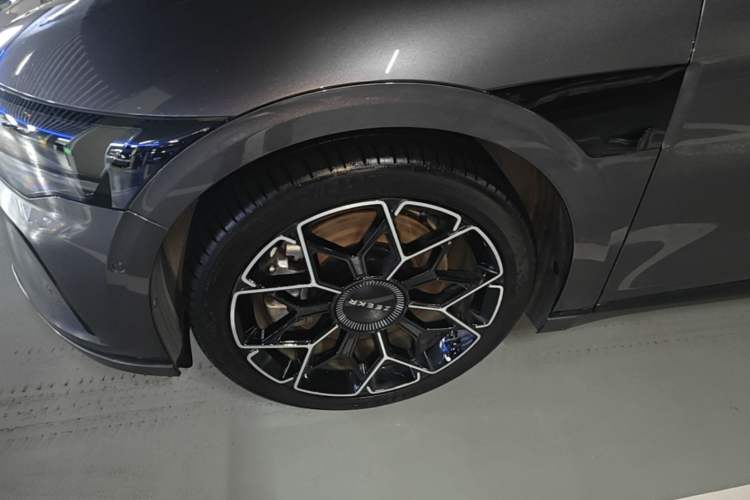 Used Zeekr 007GT 2025 Long-Range Rear-Wheel Drive Intelligent Driving Version 100 kWh Exterior 4