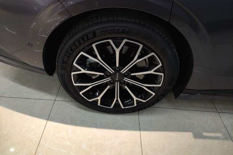 Used Zeekr 007GT 2025 Rear-Drive Intelligent Driving Version 75 kWh Exterior 5