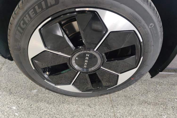 Used Zeekr 007GT 2025 Rear-Drive Intelligent Driving Version 75 kWh Exterior 5
