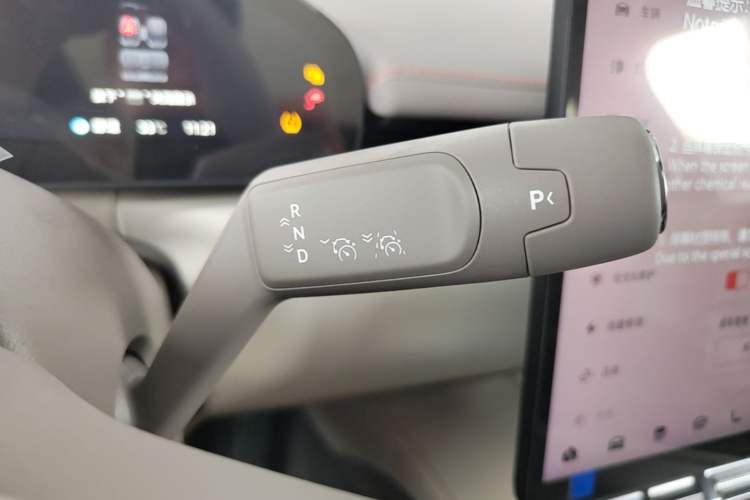 Used Zeekr 007GT 2025 Rear-Drive Intelligent Driving Version 75 kWh Gear Lever