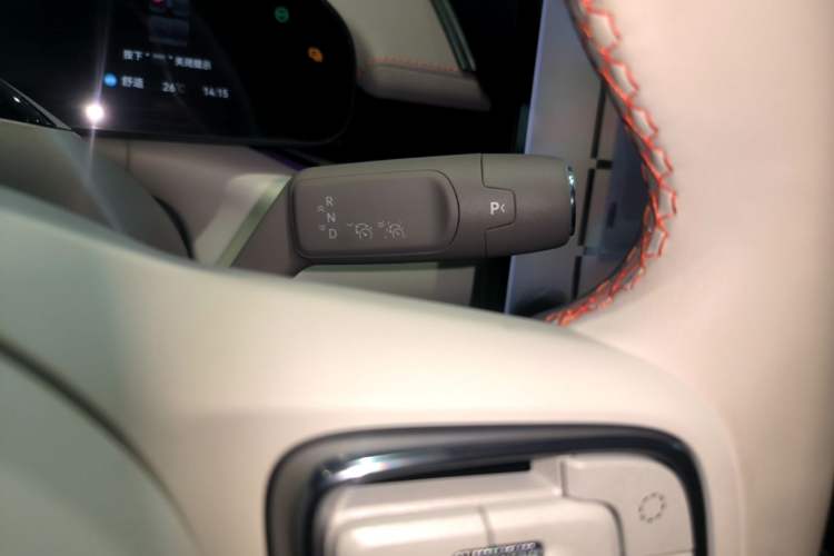 Used Zeekr 007GT 2025 Long-Range Rear-Wheel Drive Intelligent Driving Version 100 kWh Gear Lever