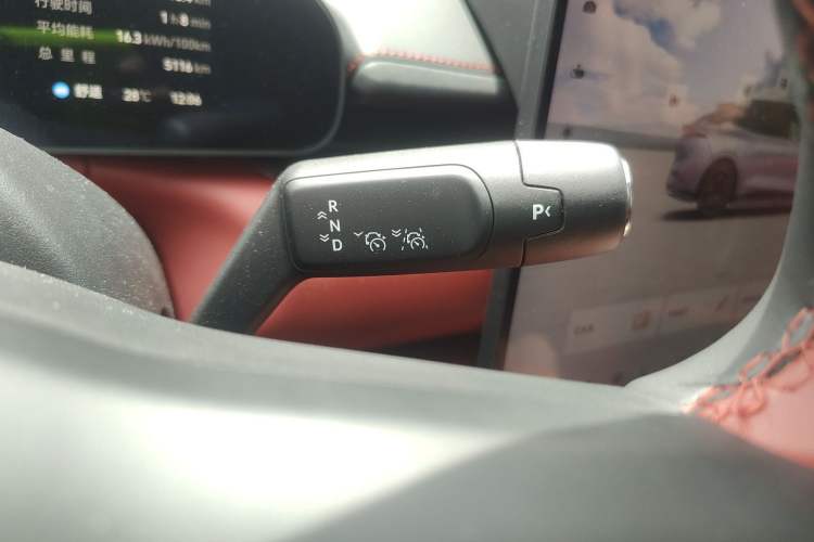 Used Zeekr 007GT 2025 Four-Wheel Drive Intelligent Driving Version 75 kWh Gear Lever