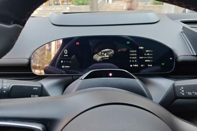Used Zeekr 007GT 2025 Rear-Drive Intelligent Driving Version 75 kWh Instrument Cluster