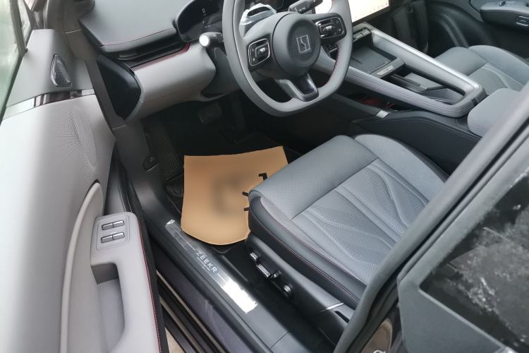 Used Zeekr 007GT 2025 Rear-Drive Intelligent Driving Version 75 kWh Interior 3