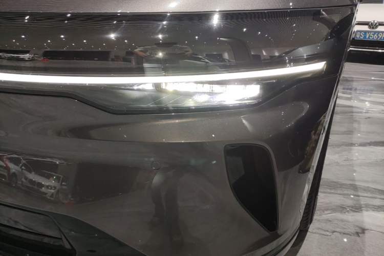 Used Zeekr 007GT 2025 Rear-Drive Intelligent Driving Version 75 kWh Left Front Headlight