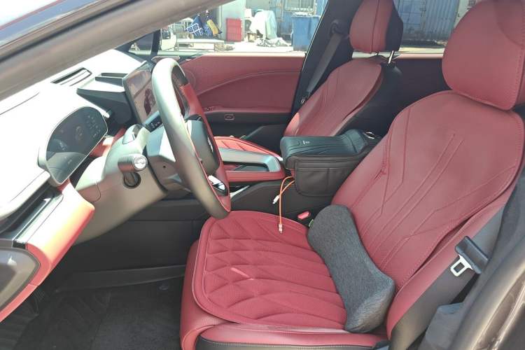 Used Zeekr 007GT 2025 Rear-Drive Intelligent Driving Version 75 kWh Left Front Seat